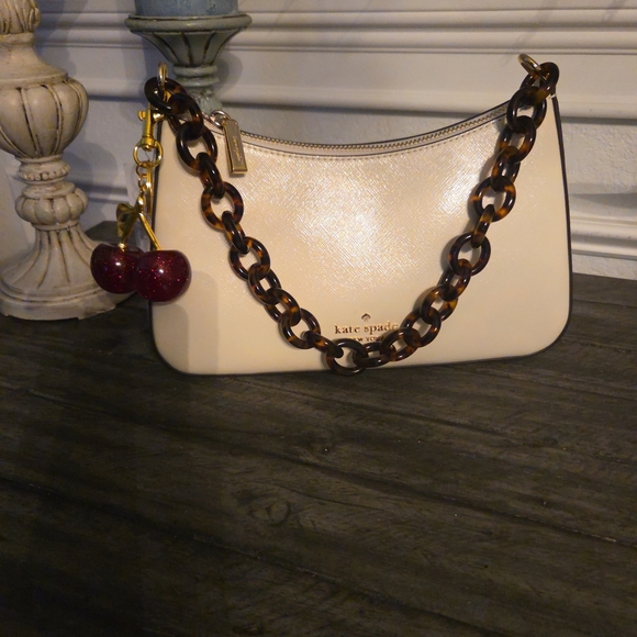 Kate Spade Cream Shoulder Bag with Chain Strap - Picture 1 of 6
